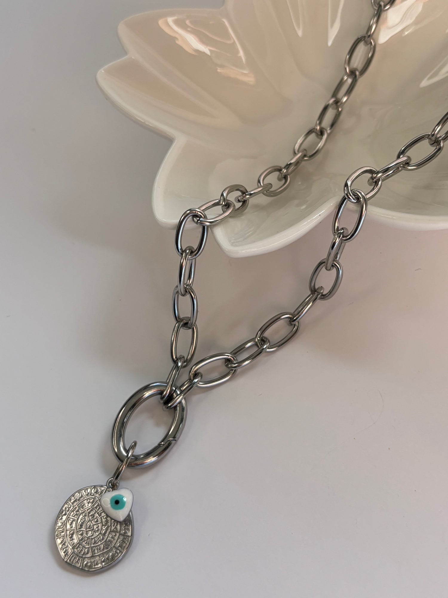Collares