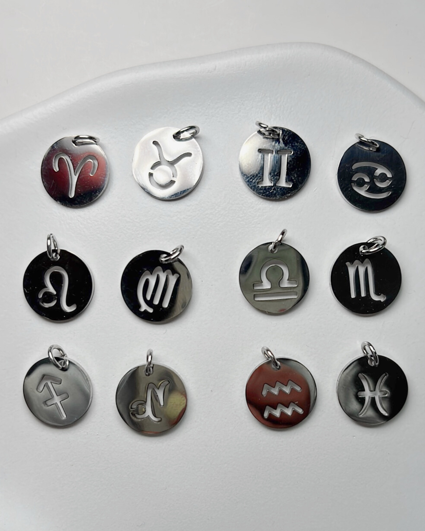 Zodiaco Medalla Plateada